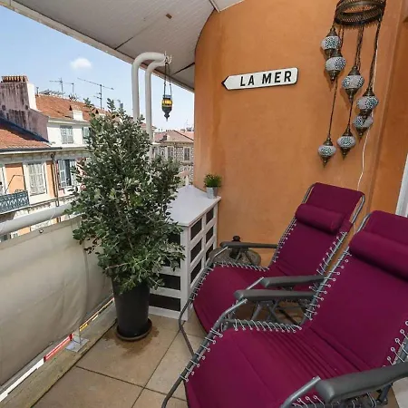 Elegant In With Balcony Apartment