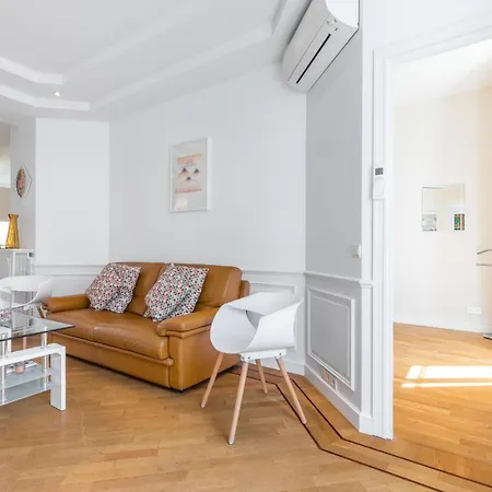 Jean Medecin Avenue - Classy And Cosy 3 Bdrs Downtown & Parking Apartment