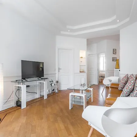Jean Medecin Avenue - Classy And Cosy 3 Bdrs Downtown & Parking *