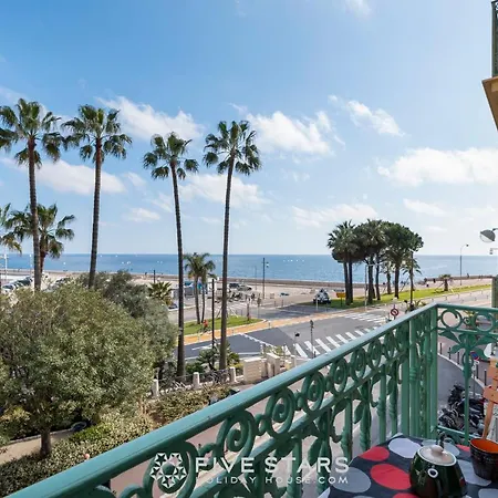Apart Overlooking The Port Of Holiday home