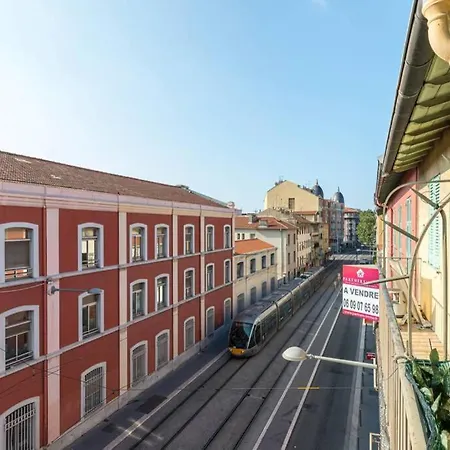 Appartement Studio Avec Balcon Proche Vieux - Tram à 10m Nice