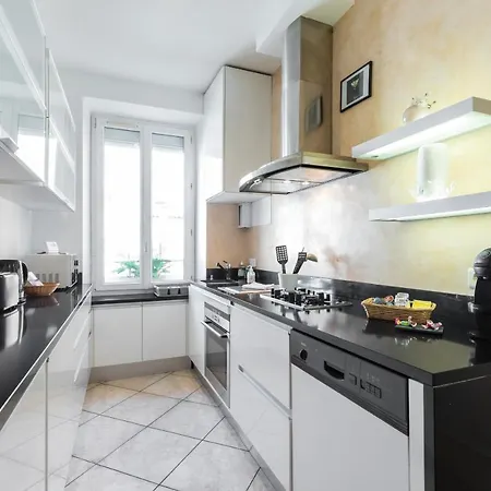Apartment Jean Medecin Avenue - Classy And Cosy 3 Bdrs Downtown & Parking