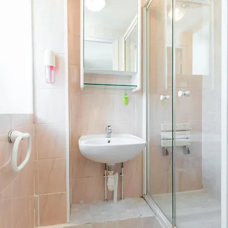 Appartement Large 2 Bdrs Downtown - 6 Pax & Ac Nice