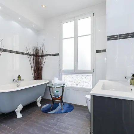 2 Bdr 105m2 Classy Near Garibaldi Tram With Garage Nizza