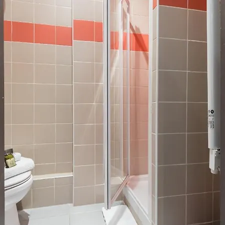 1 Bedroom Flat In Harbor *