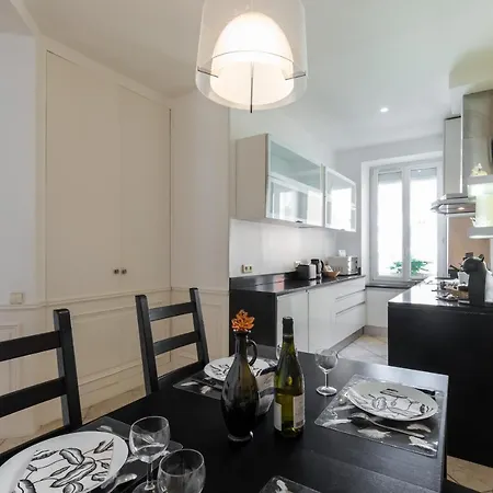 Apartment Jean Medecin Avenue - Classy And Cosy 3 Bdrs Downtown & Parking *