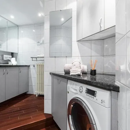Jean Medecin Avenue - Classy And Cosy 3 Bdrs Downtown & Parking *