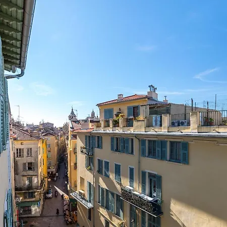 Gorgeous 1 Bdr With Gardens View In The Old Town Apartment Nice
