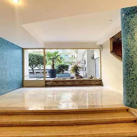 Nestor&jeeves - Beethoven - - Residential Area Apartment *