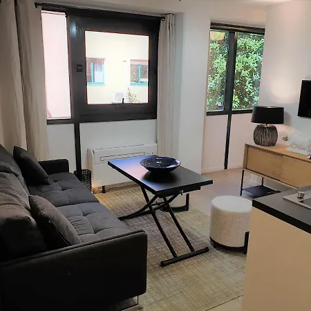 Appartement Dana Centre Mer 16 Nice