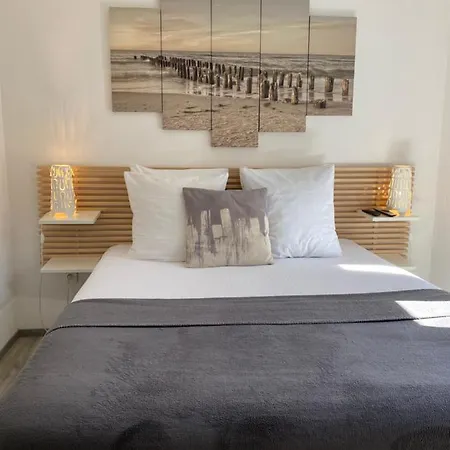 Interieurs-cour Apartment *