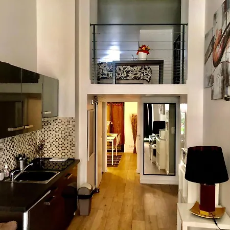 Duplex Patio Wilson Apartman *