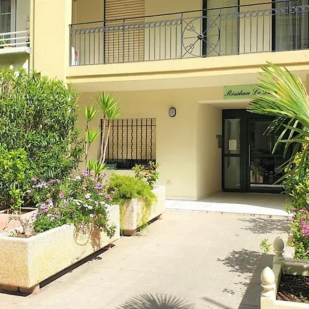 Dana Centre Mer 11 Nice
