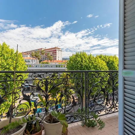 Appartement Large 2 Bdrs Downtown - 6 Pax & Ac *