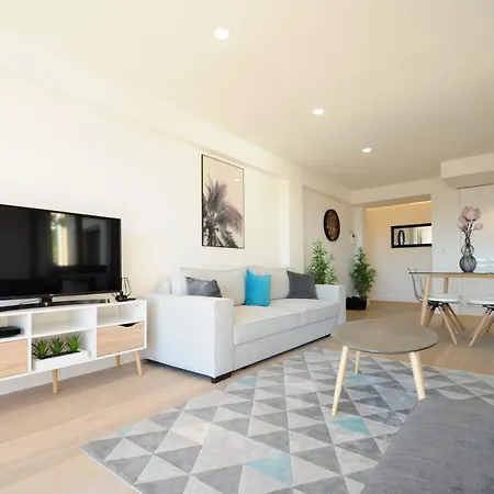 Apartment Les Volets Bleus *