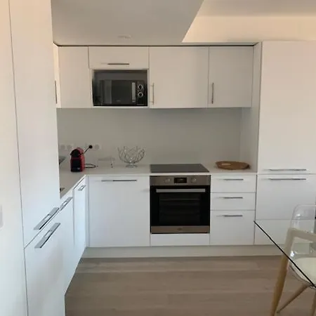 Les Volets Bleus Apartment