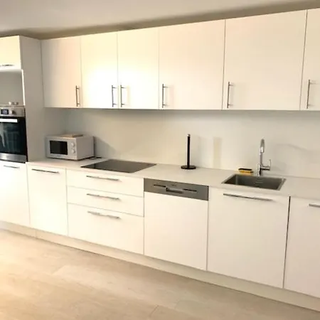 Apartment Les Volets Bleus