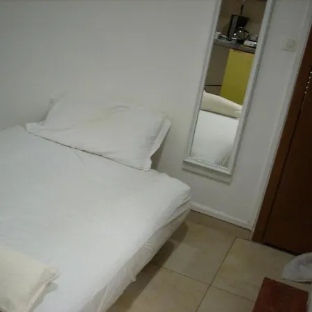 Apartamento Studio De La Gare Niza