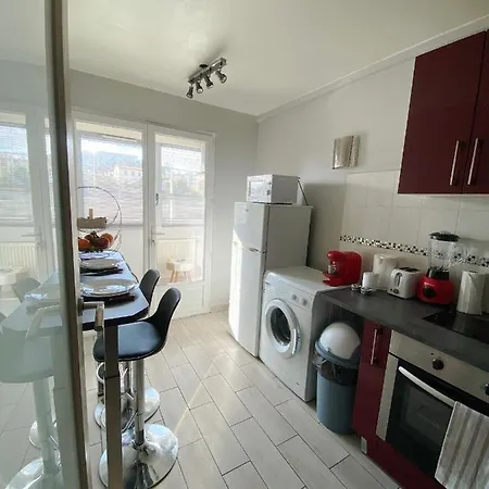 New ! Joli F2 - 10min De La Mer Apartment *
