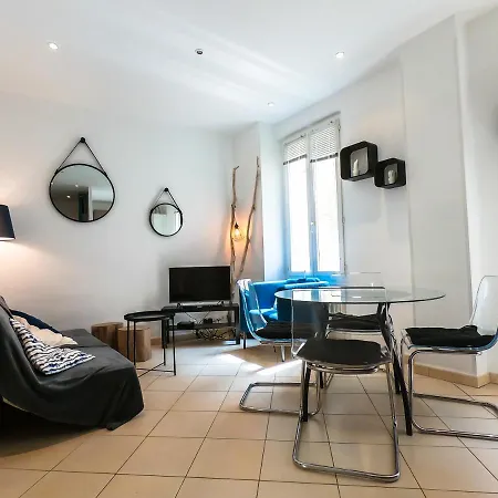 Bh - Port - New 2 In The Heart Of Port Of Apartment Nice