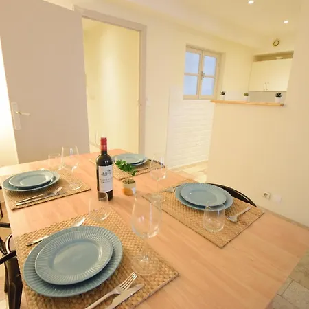 아파트 Renting - Pairoliere - Spacious Flat - Old - Massena - Terrace