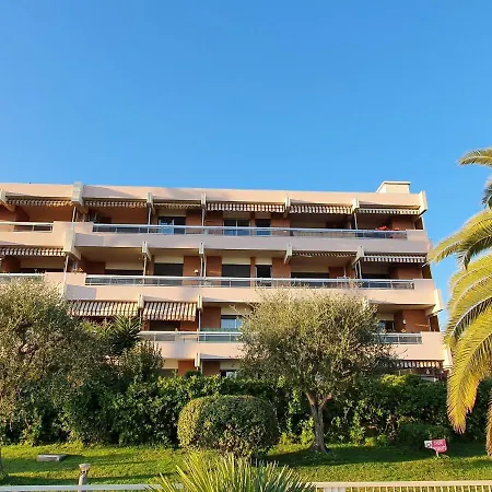 Villa Classy In With Pool And Private Parking Place