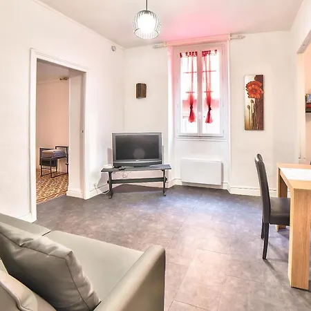 Dans Le Vieux Apartment *