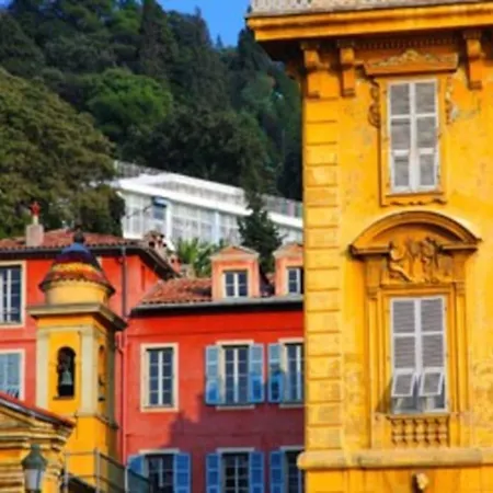 Apartman Beautiful Old Town Flat, Near The *