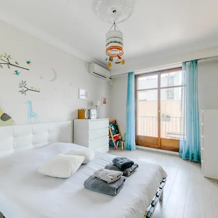 Apartment Les Musiciens Nice
