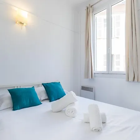 1 Bedroom Flat In Harbor شقة *