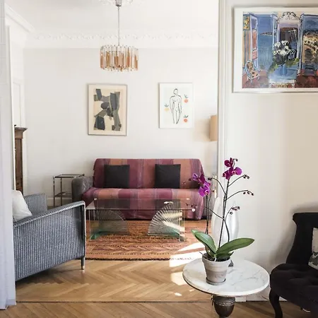 Les Orangers Apartment *