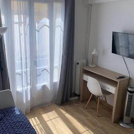 Grand F4 En Centre Ville Proche Gare Et Mer Apartment Nice