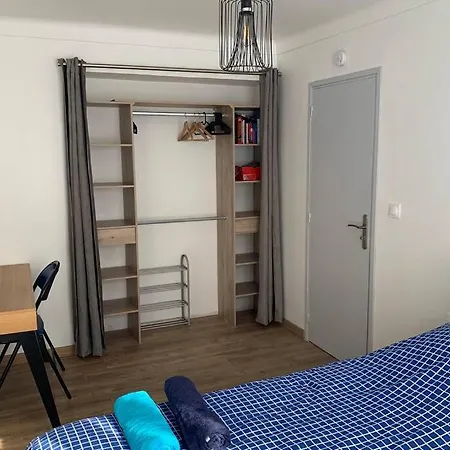 Apartment Grand F4 En Centre Ville Proche Gare Et Mer