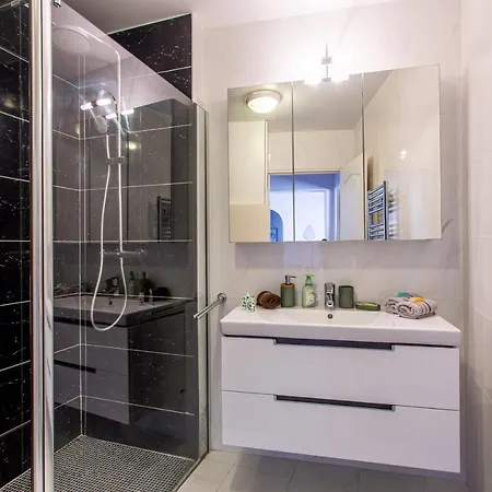 Providence - Elegant F3, Vue Incroyable, Balcon,ascenseur, Wifi Nizza