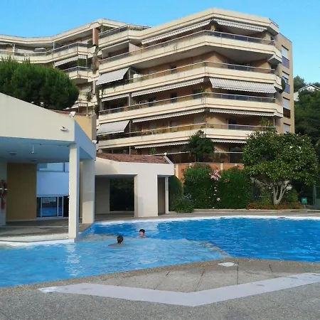 Studio Meuble Avec Piscine Ouest Quartier Fabron Apartment