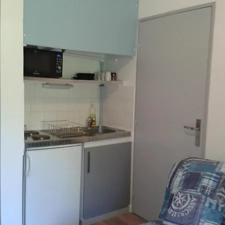 Apartment Studio Meuble Avec Piscine Ouest Quartier Fabron