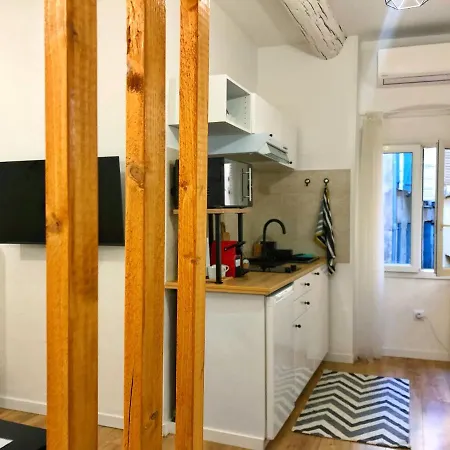 Apartment Cosy Modern In The Heart Of With Ac