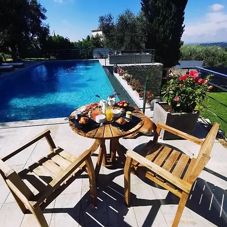 Escondida Bed & Breakfast *