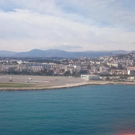 Alloggio in famiglia Promenade Des Anglais *
