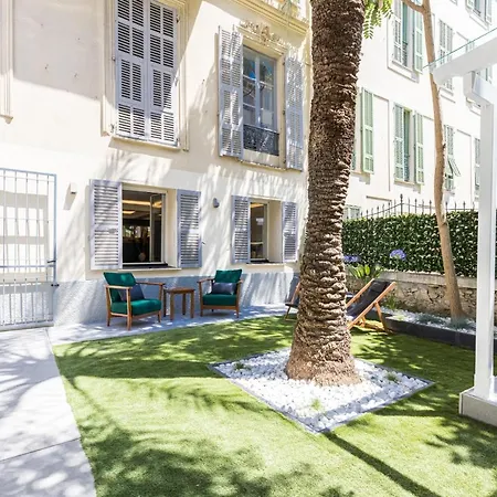 Апартаменты Luxury 3 Bdr Garden & Parking - Angels' Garden Ницца
