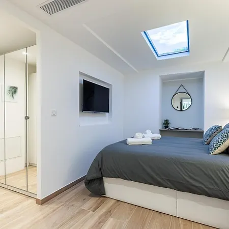 Апартаменты Luxury 3 Bdr Garden & Parking - Angels' Garden Ницца