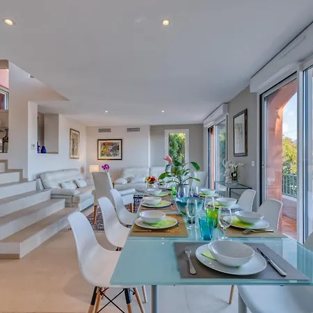 Clair Logis Villa