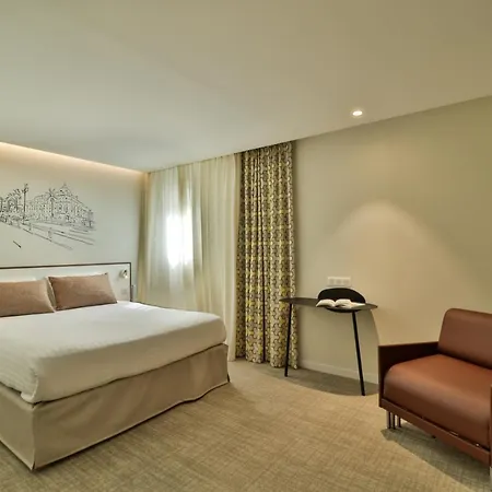 Du Pin Port Hotel