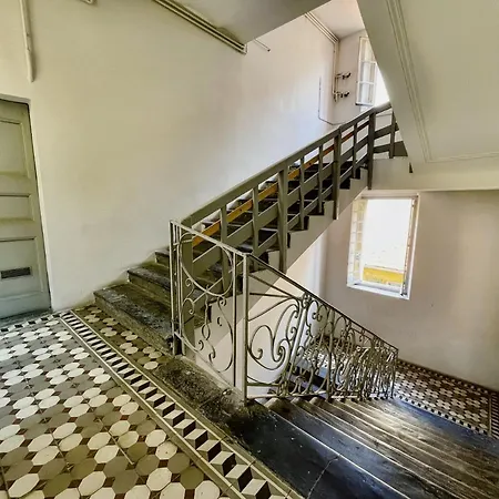Vieux-nice Charmant *
