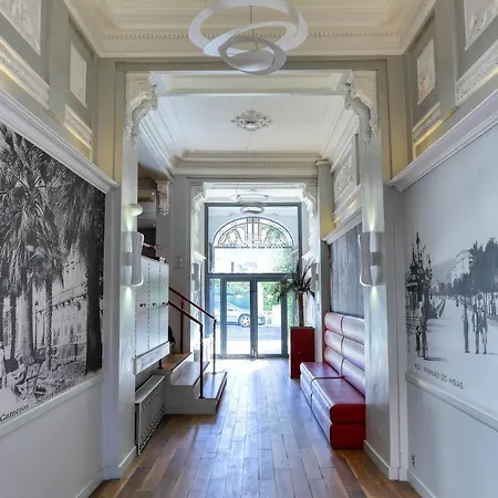 Excelsior Centre By Happyculture Hotel