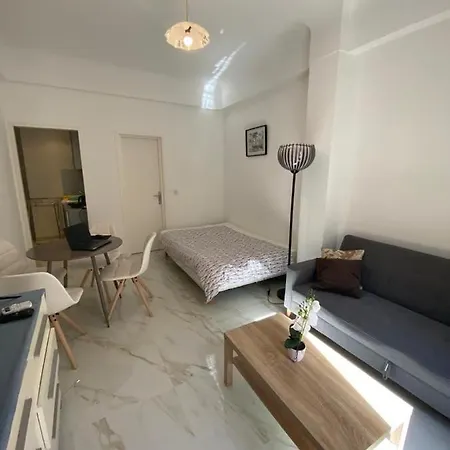 Studio, Centre Ville, Bord De Mer, * Nice