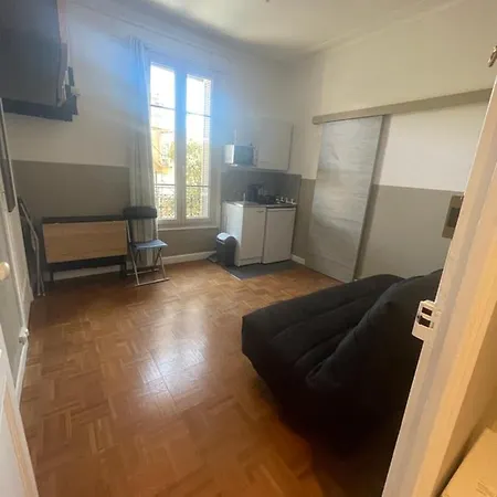 Petits Tout équipées Gare Apartamento Niza