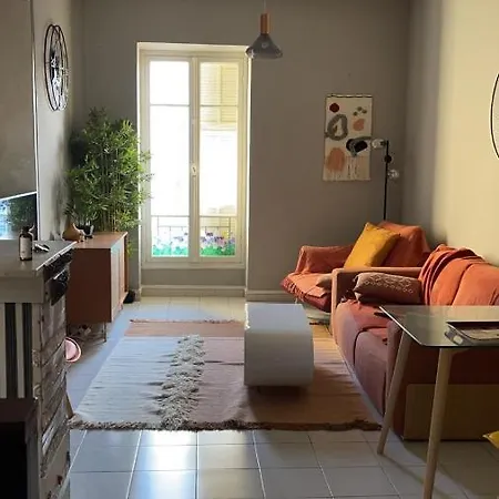 Au Centre De Daire Nice