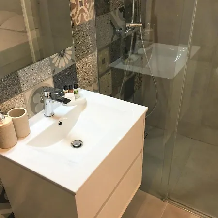 Duplex Balcon Centre 502 *