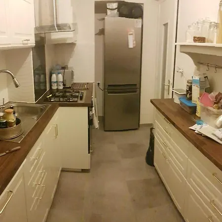 Appartement Parking Gratuit A Cote Appartement 2 Chambres 47M2 Climatise A Cote Aeroport-Tram Sur Place-Plage 6 Min-Centre Ville 16 Min Avec Tram-Free Parking, 47M2 Apartment 2 Rooms,Air-Conditioned Next To The Airport- Tram On Spot- 6 Min Beach- 16Min Center *